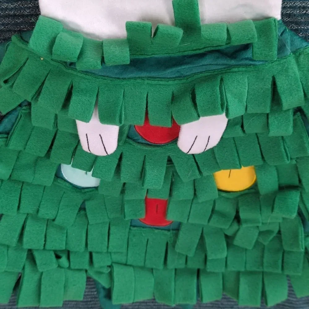 Kitty Snuffle Mat For Hunt And Seek! Kitty Christmas!